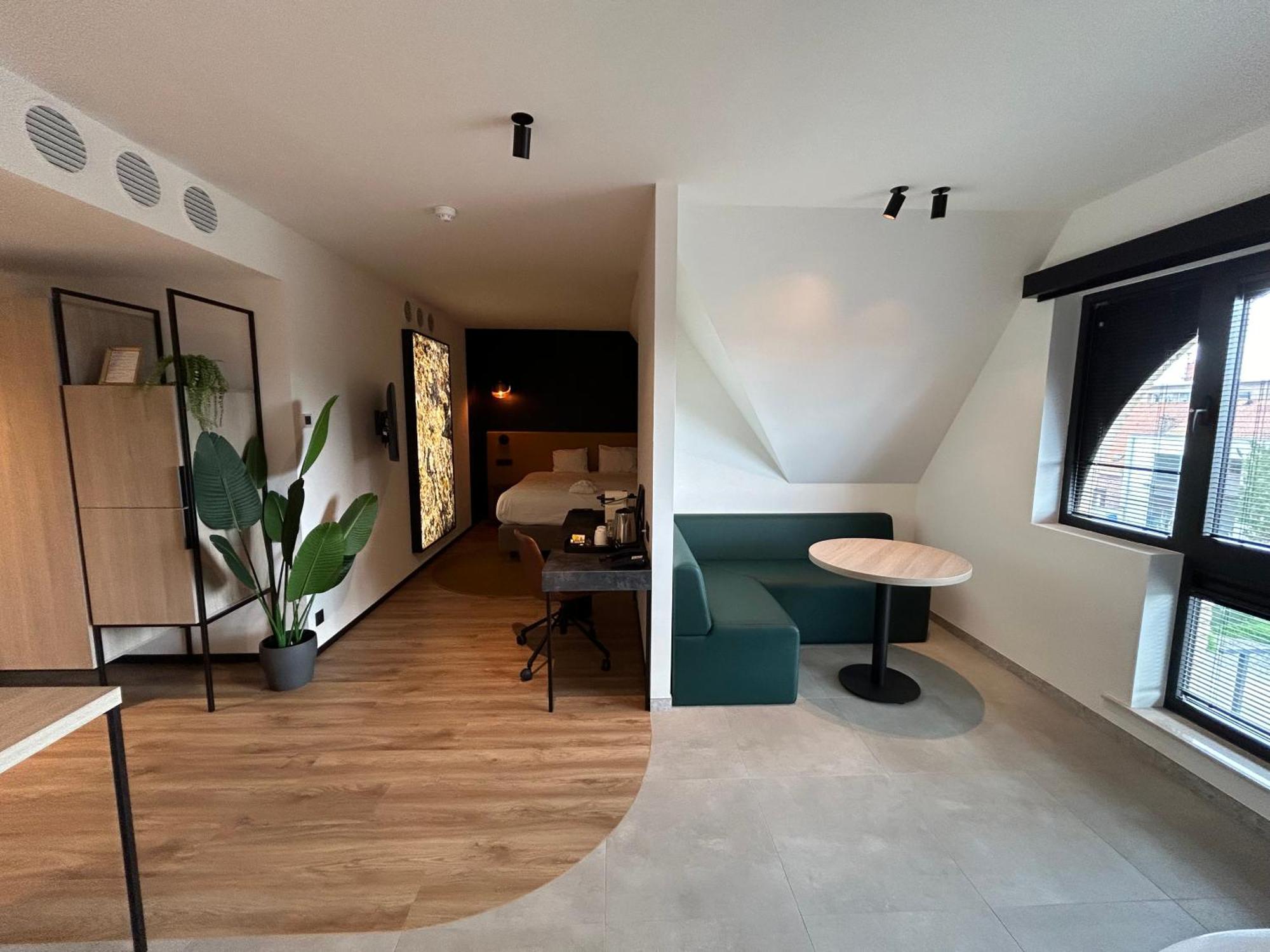 Ariane Hotel إبير الغرفة الصورة