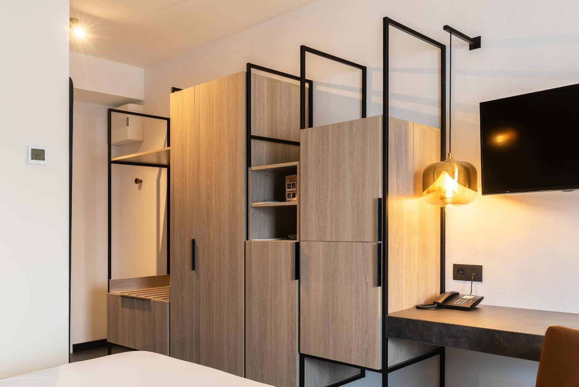 Ariane Hotel إبير الغرفة الصورة